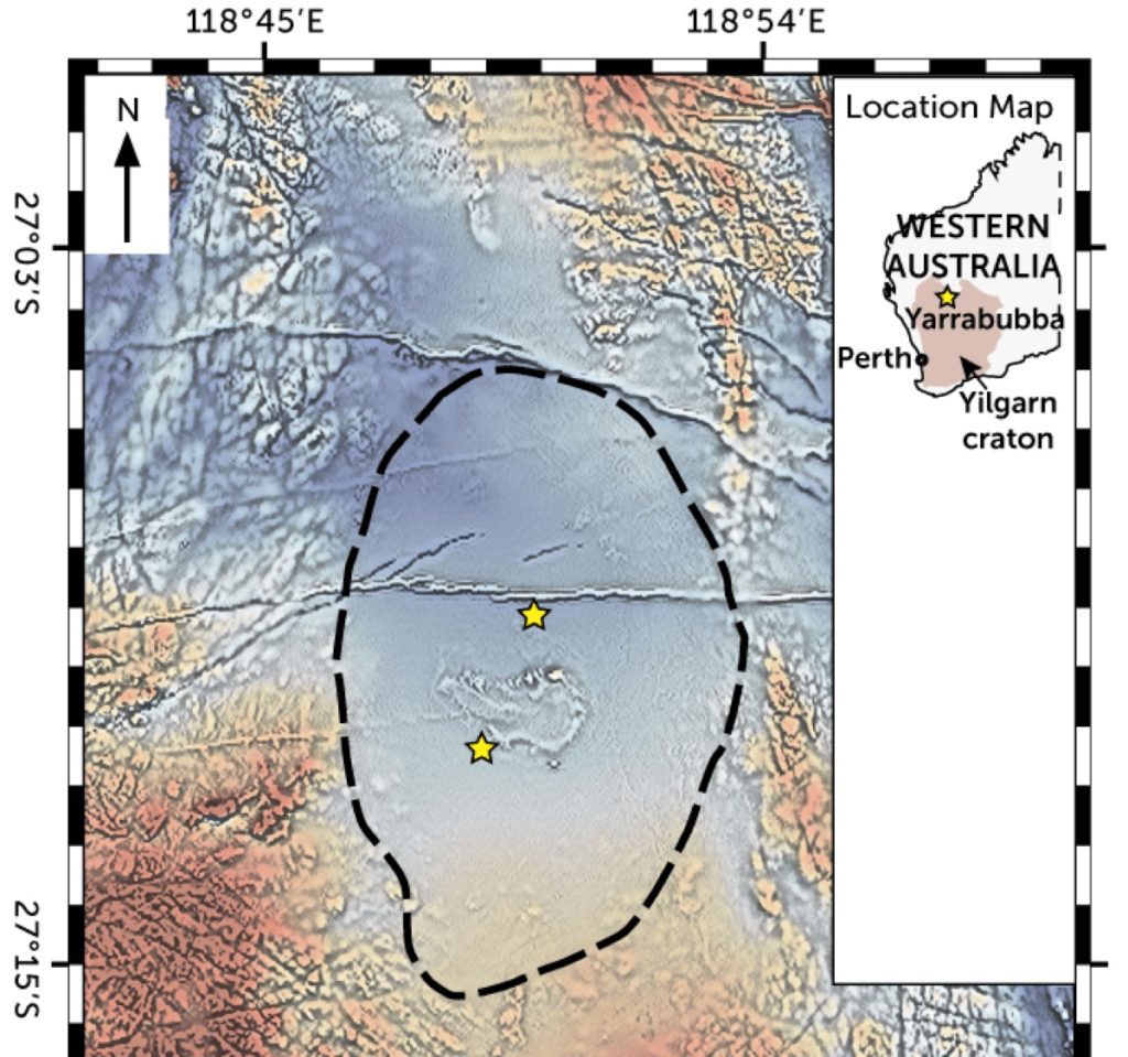 Пунктирная линия описывает границы магнитной аномалии, которая примерно совпадает с центром кратера Яррабубба. Звездочками указаны места сбора проб / ©Erickson et al., 2020