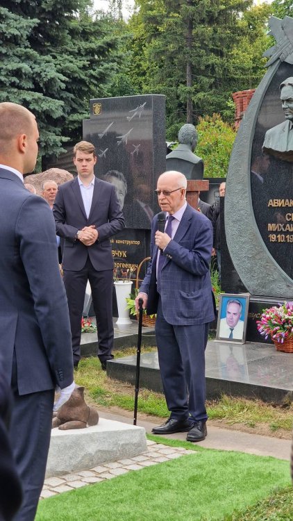 Академик Р.И. Илькаев вспоминает о своем соратнике В.Е. Фортове