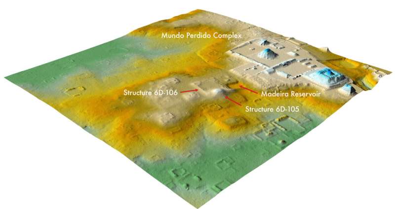 Анализ лидарных данных показал, что территория, которую когда-то считали естественными холмами, в центре Тикаля представляет собой разрушенную цитадель возрастом 1800 лет / © Томас Гаррисон
