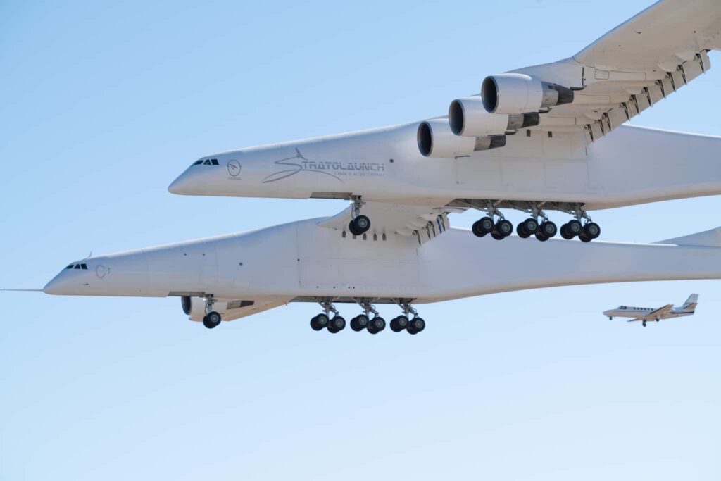 Stratolaunch Model 351 / ©Scaled Composites