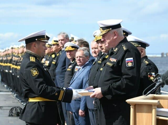 Подписание приемного акта и передача ВМФ подводной лодки «Белгород» / ©Севмаш